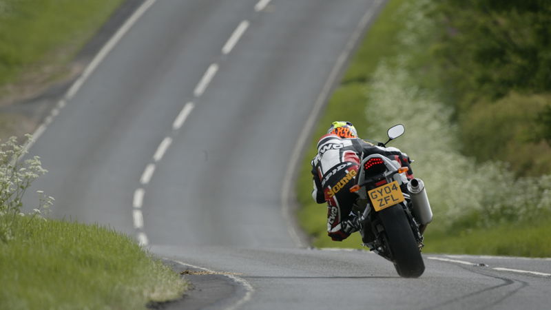 How to corner on a motorcycle